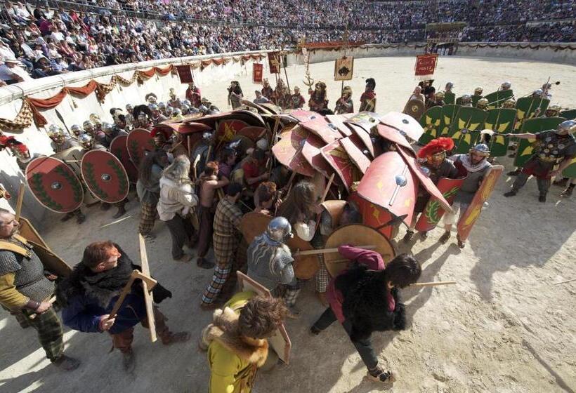 B&b Hotel Nîmes Centre Arènes