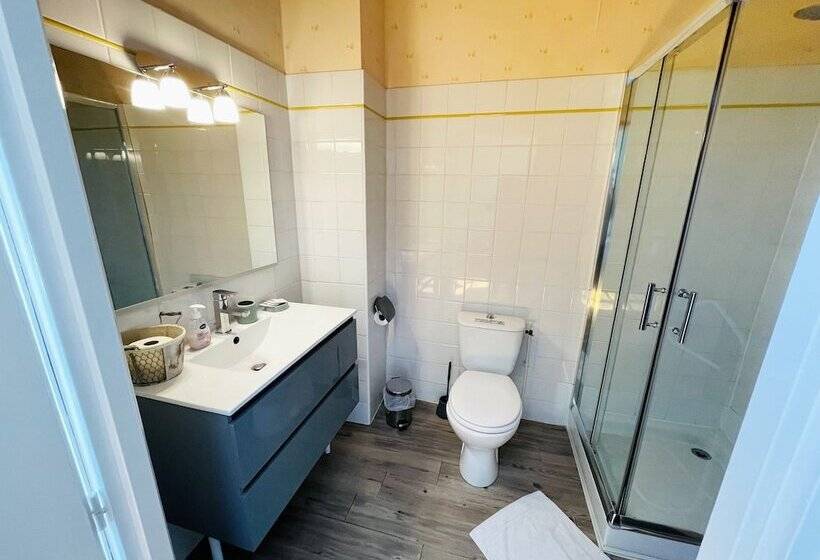 Bed and Breakfast Domaine Le Baraillot, Chambres Et Repas D Hôtes, Soirée étape