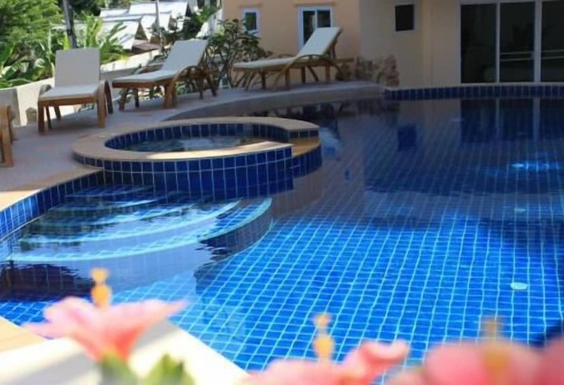 Chaweng Noi Residence