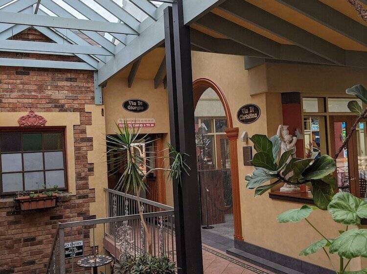 Ettalong Beach Tourist Resort