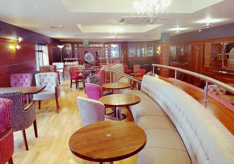 فندق Allingham Arms