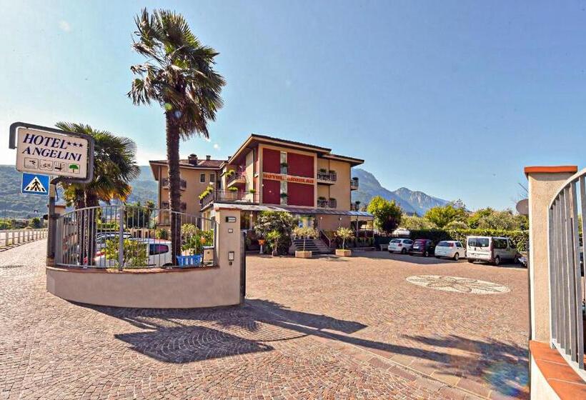 Отель Angelini