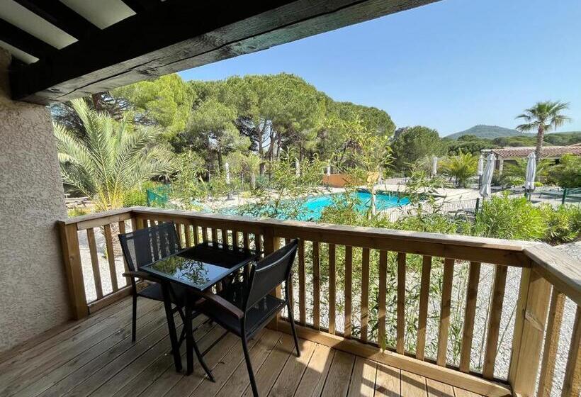 Отель Auberge Val Moureze Hôtel & Spa