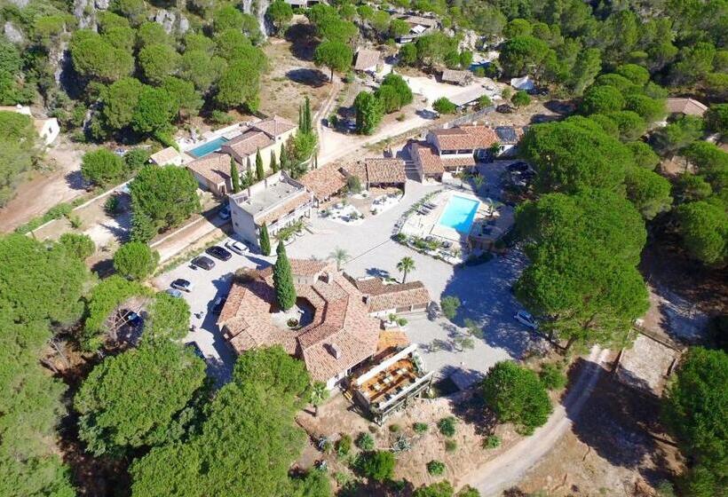 호텔 Auberge Val Moureze Hôtel & Spa