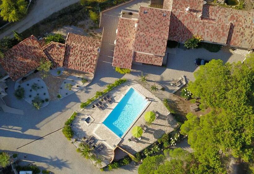 호텔 Auberge Val Moureze Hôtel & Spa