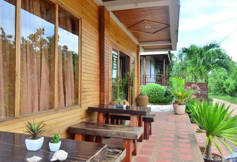 酒店 Baan Rabieng Resort