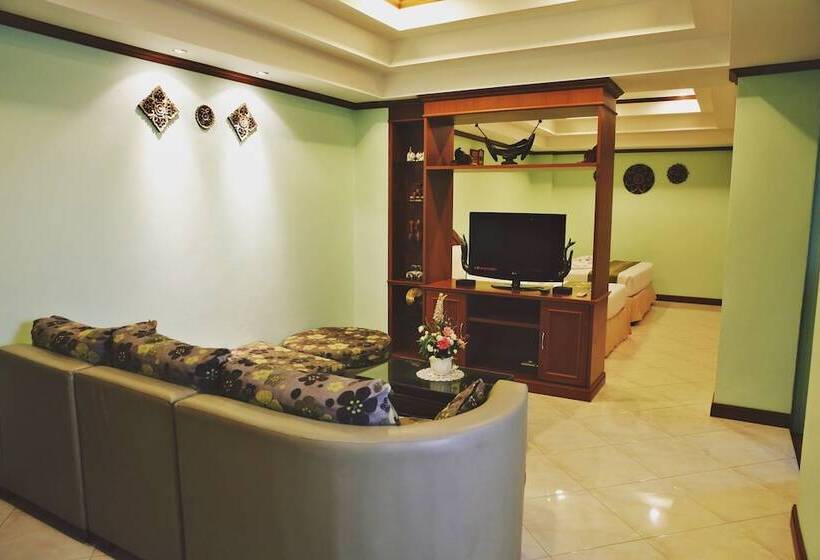 فندق Baan Ss Karon