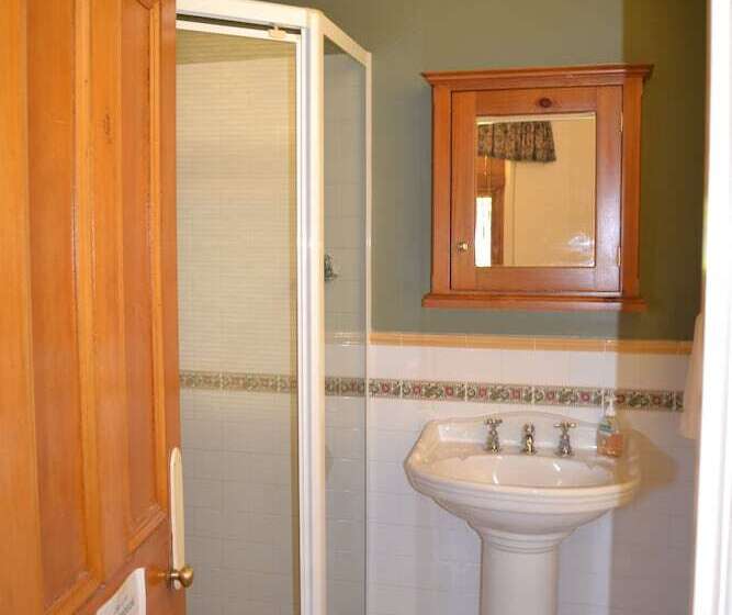 Отель Barossa Dreams