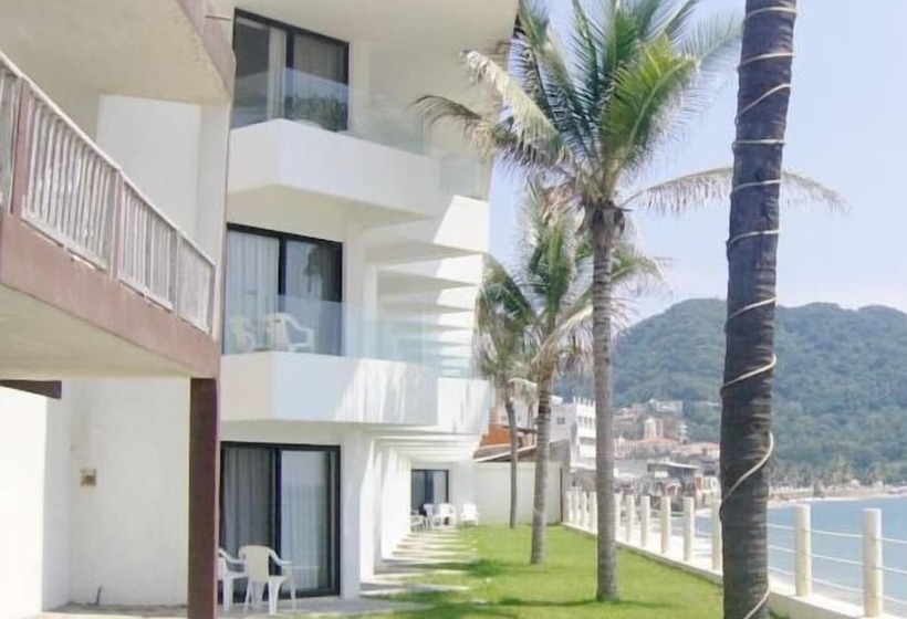 هتل Barra De Navidad