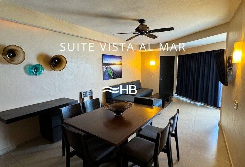 هتل Barra De Navidad