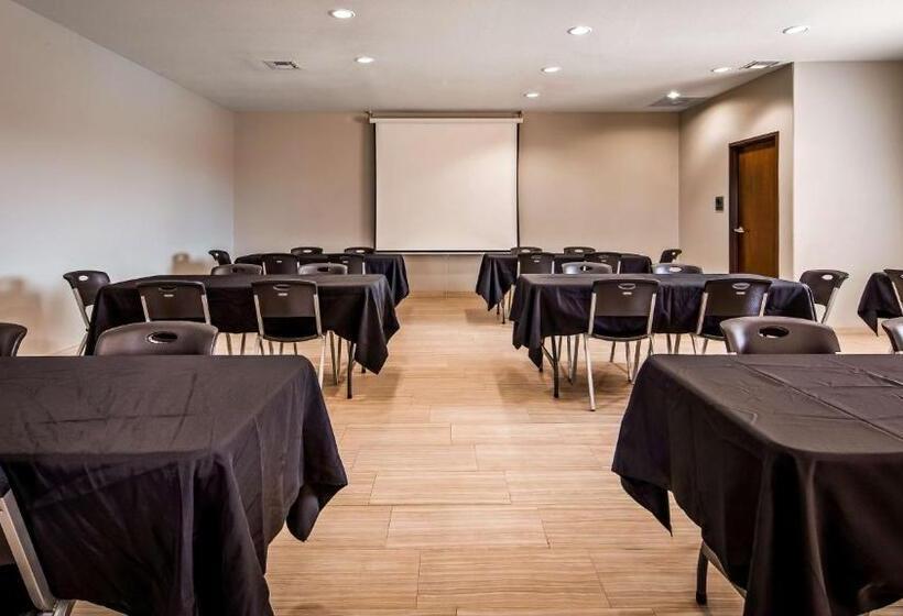 فندق Best Western Plus Dilley Inn & Suites