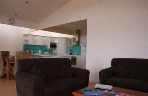 فندق Birubi Holiday Homes