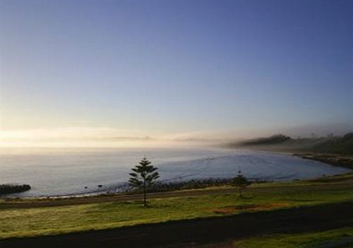 فندق Birubi Holiday Homes