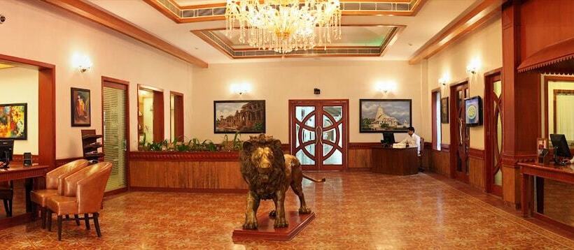 Отель Celestia Suites At Leonia