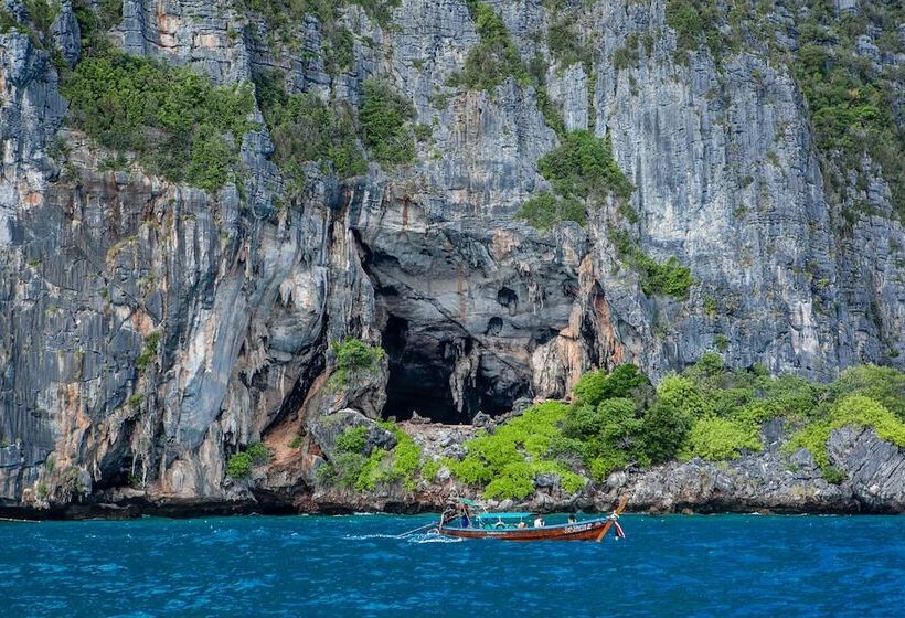 Chaokoh Phi Phi Hotel And Resort Sha Extra Plus