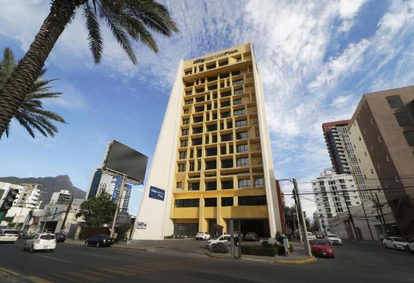 فندق City Express Plus By Marriott Monterrey Galerías