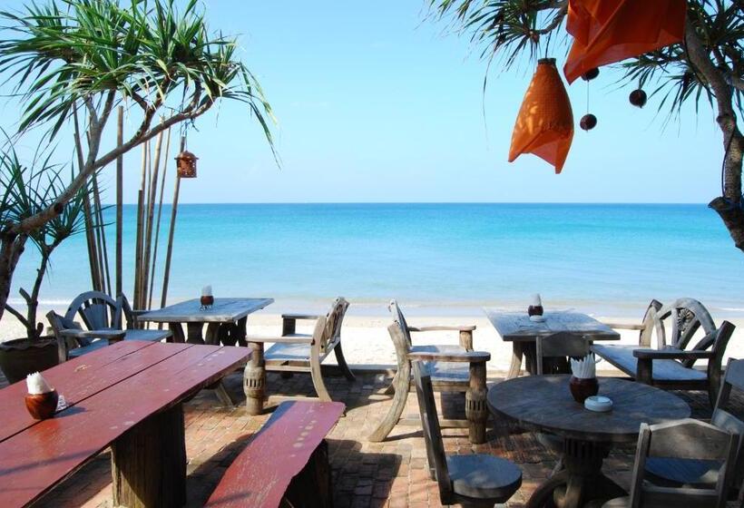 فندق Clean Beach Resort