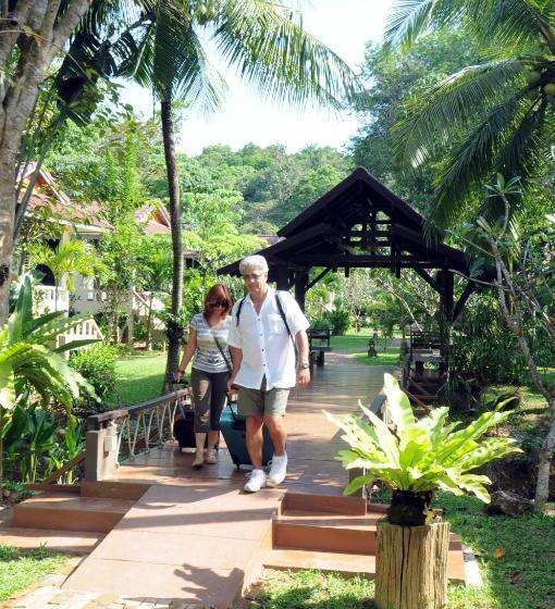 فندق Clean Beach Resort