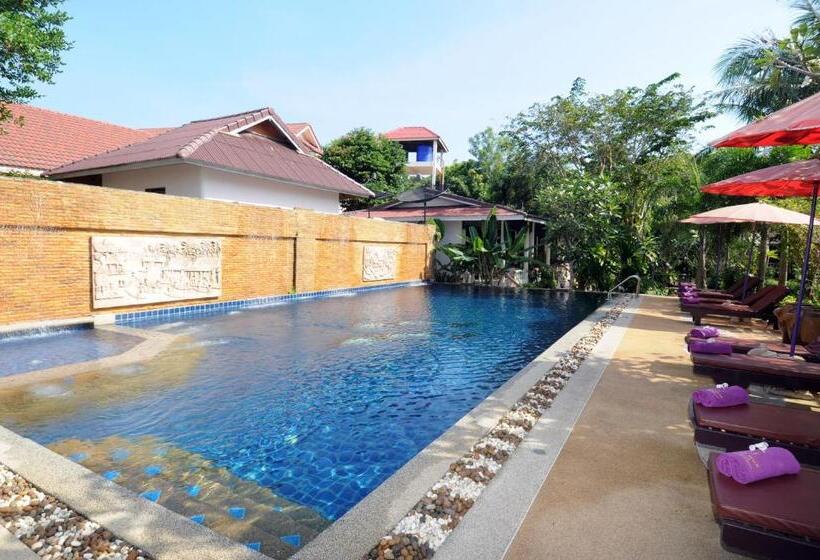 فندق Clean Beach Resort