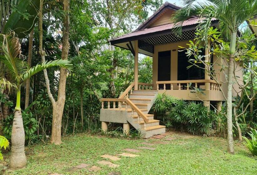 فندق Clean Beach Resort