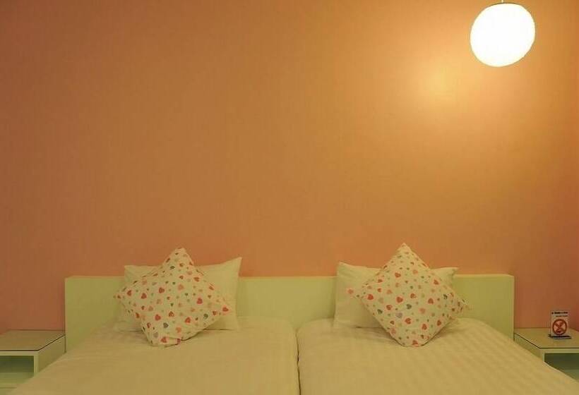 호텔 Clear House Phuket