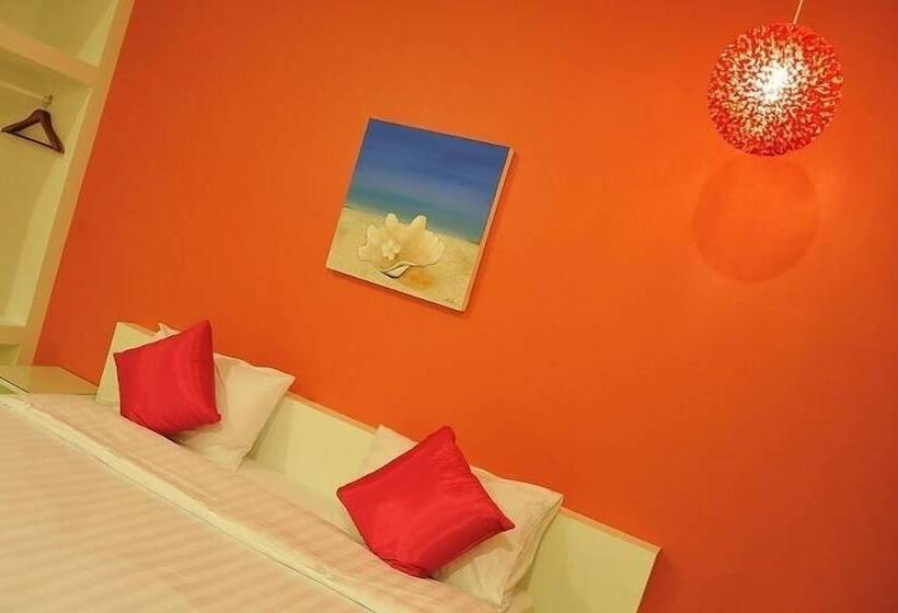 호텔 Clear House Phuket