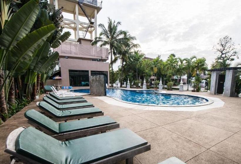 Отель Diamond Park Inn Chiangrai & Resort