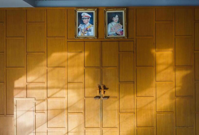 Отель Diamond Park Inn Chiangrai & Resort