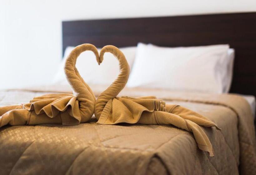 Отель Diamond Park Inn Chiangrai & Resort