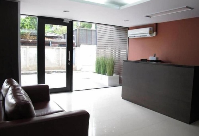 Отель Double Two At Sathorn