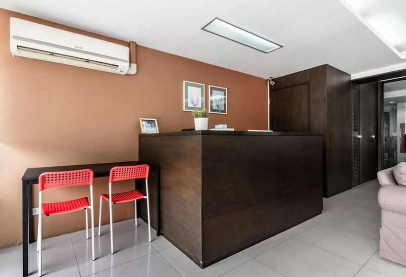 Отель Double Two At Sathorn