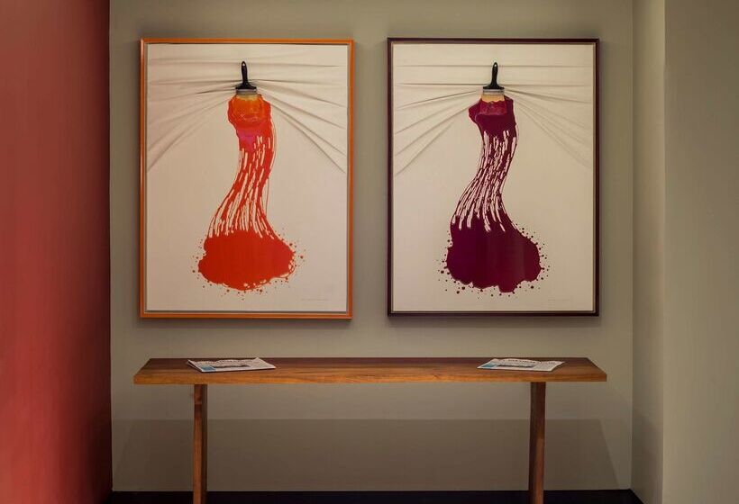 هتل Doubletree By Hilton Guadalajara Centro Historico