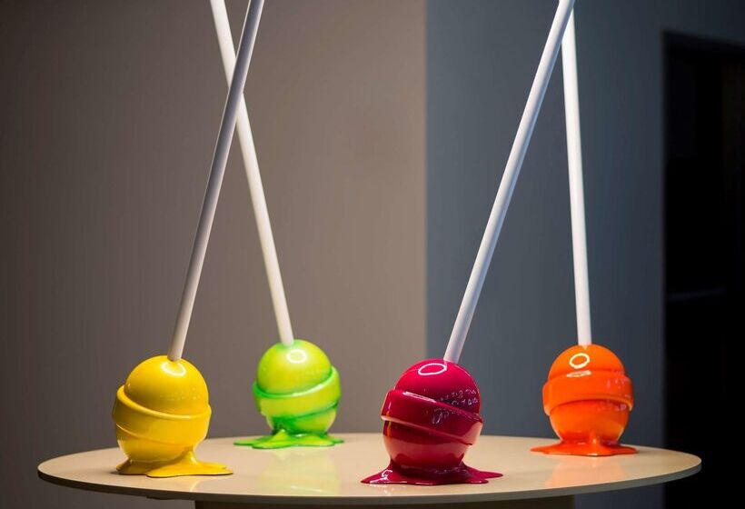 هتل Doubletree By Hilton Guadalajara Centro Historico