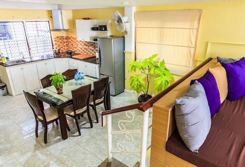 בית מלון כפרי Eriksson Guesthouse