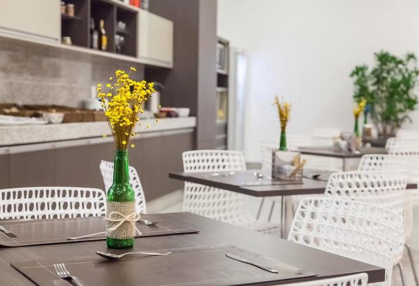 酒店 Esuites Virginia Luxemburgo Bh