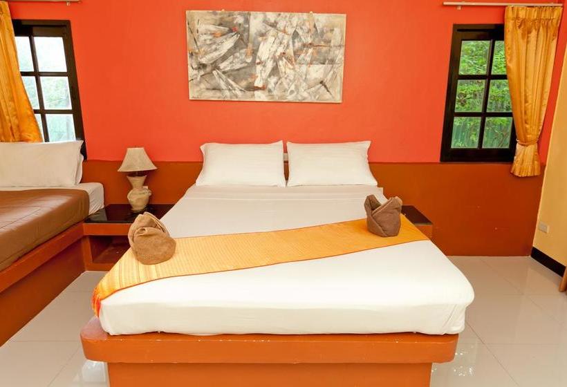 فندق Full Moon Beach Resort