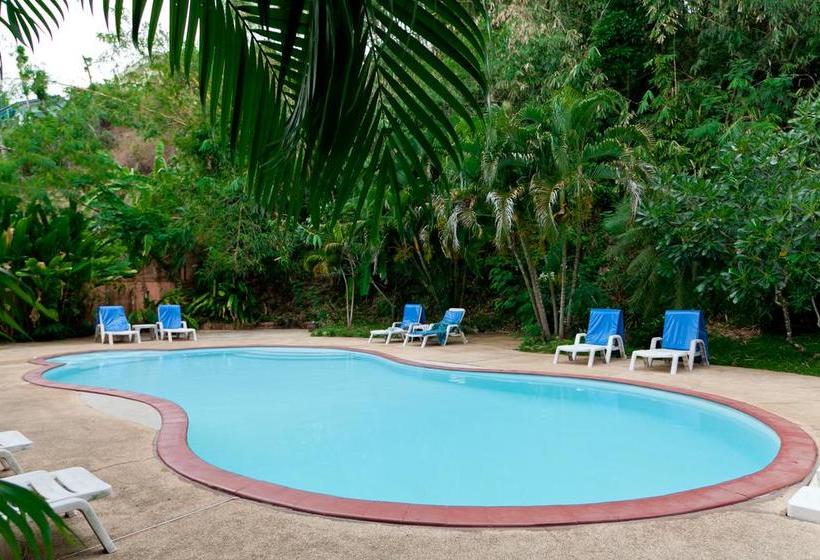 فندق Full Moon Beach Resort