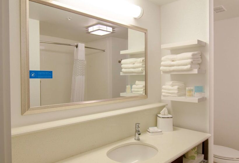 בית מלון כפרי Hampton Inn & Suites Huntsville