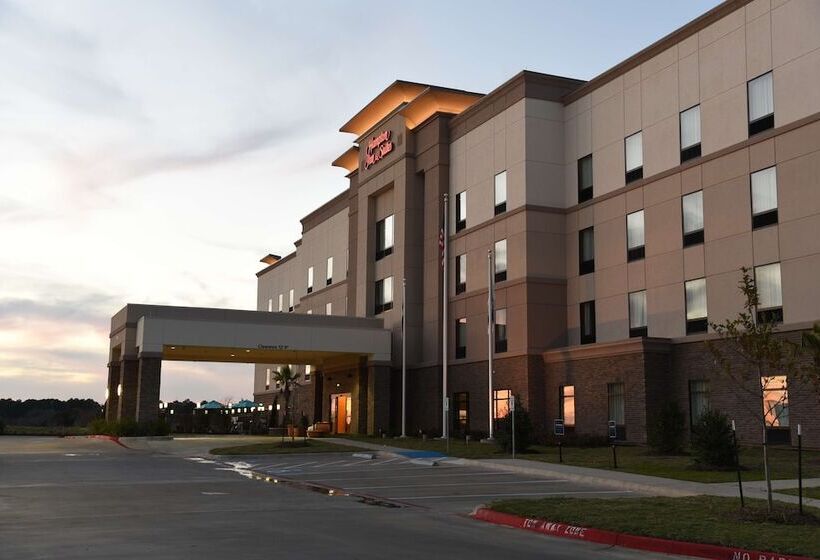 בית מלון כפרי Hampton Inn & Suites Huntsville