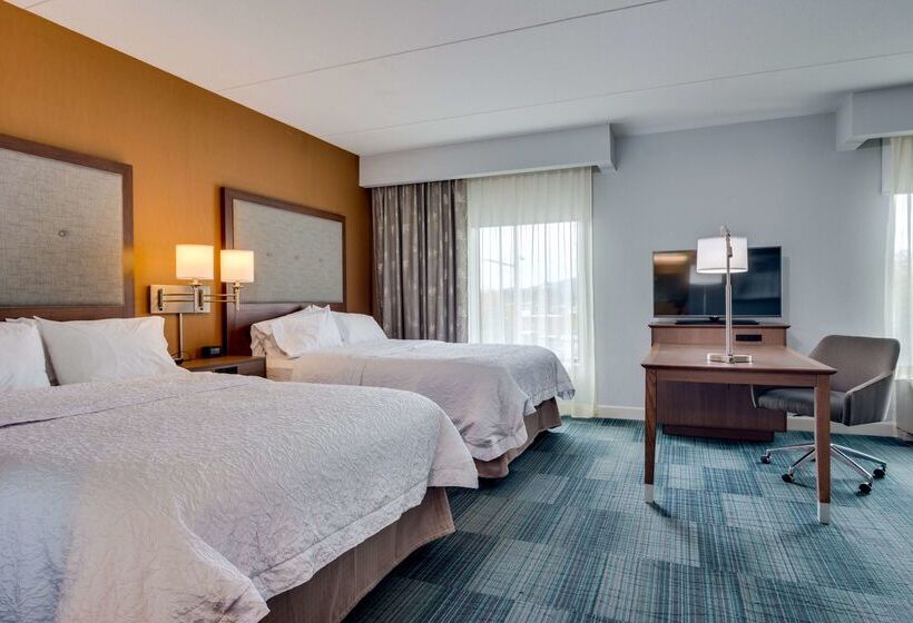 فندق Hampton Inn & Suites Rome