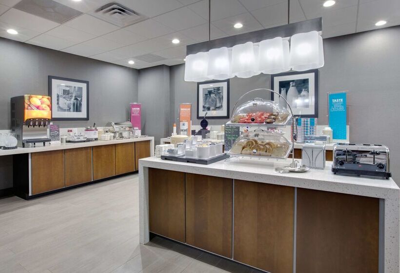 فندق Hampton Inn & Suites Tylersouth