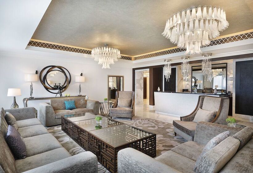 هتل Hilton Dubai Al Habtoor City