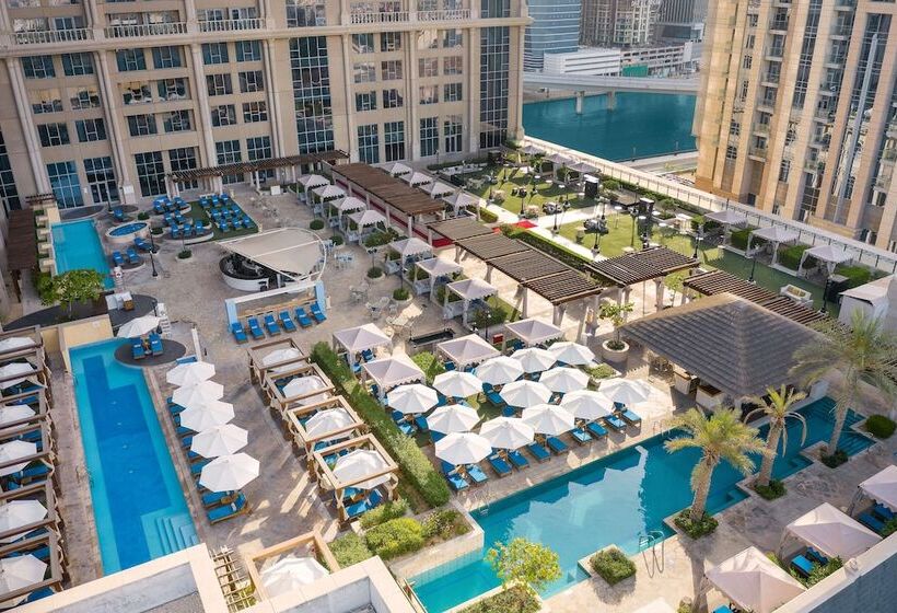 هتل Hilton Dubai Al Habtoor City