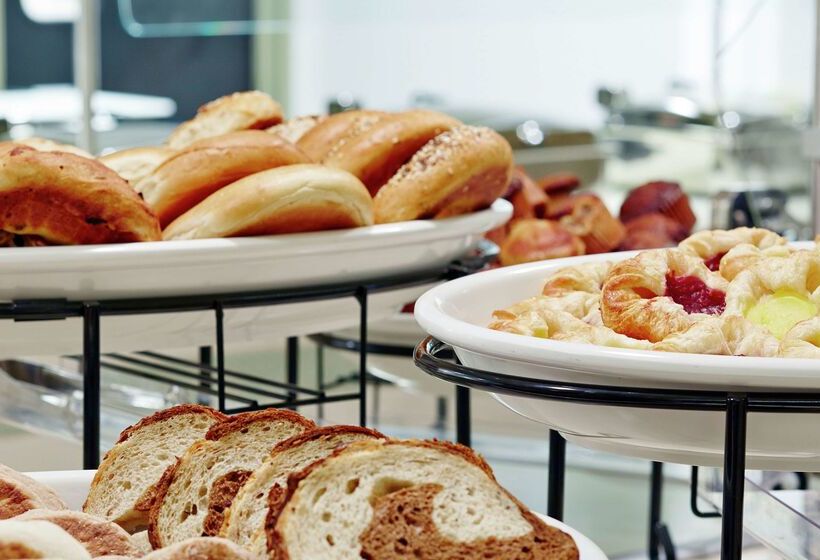 בית מלון כפרי Hilton Garden Inn Phoenix Downtown