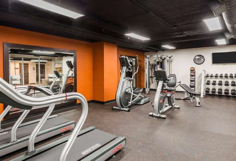 فندق Home2 Suites By Hilton Atlanta Downtown