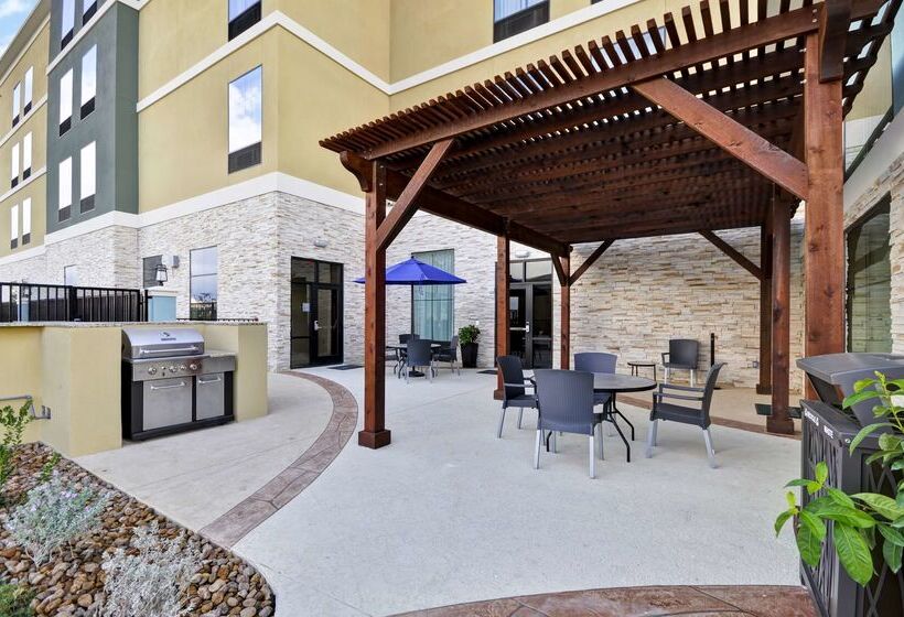 فندق Homewood Suites By Hilton New Braunfels