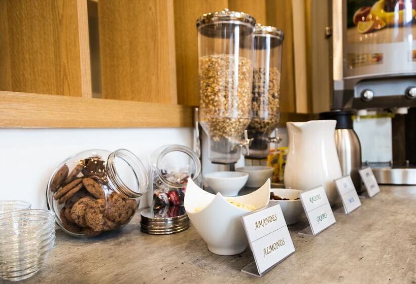 Отель Hôtel Le Mondon Metz