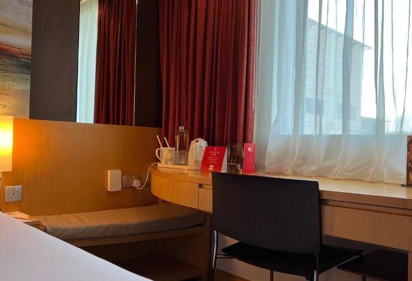 هتل Ibis One Central   World Trade Centre Dubai