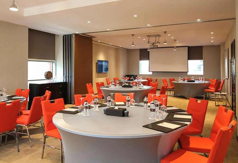 هتل Ibis One Central   World Trade Centre Dubai