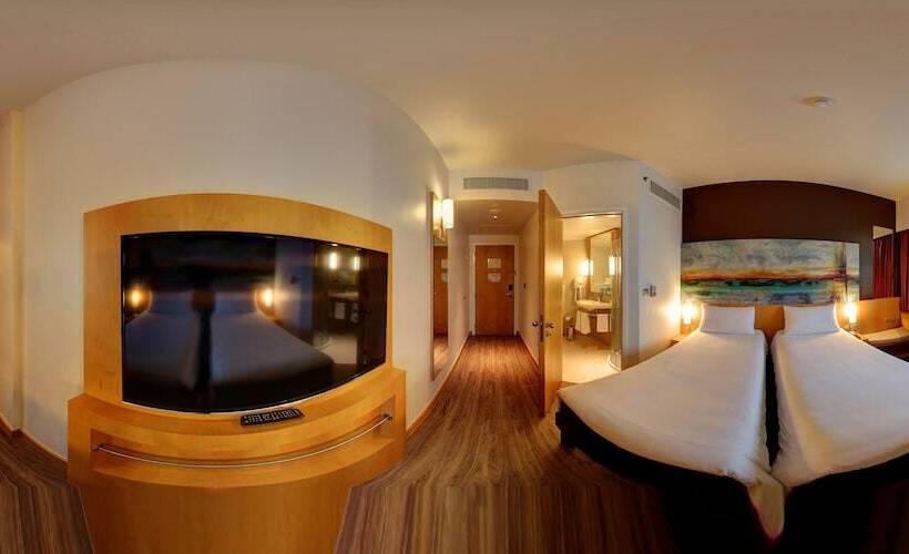 هتل Ibis One Central   World Trade Centre Dubai